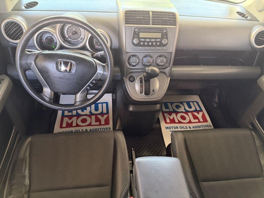 Honda Element photo 10