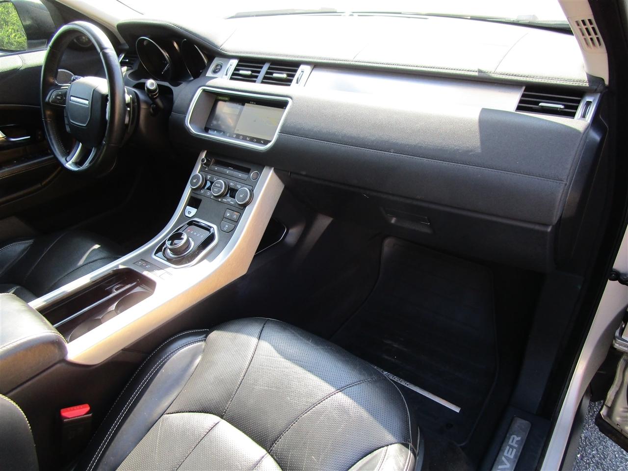 2017 Land Rover Range Rover Evoque HSE - Photo 28