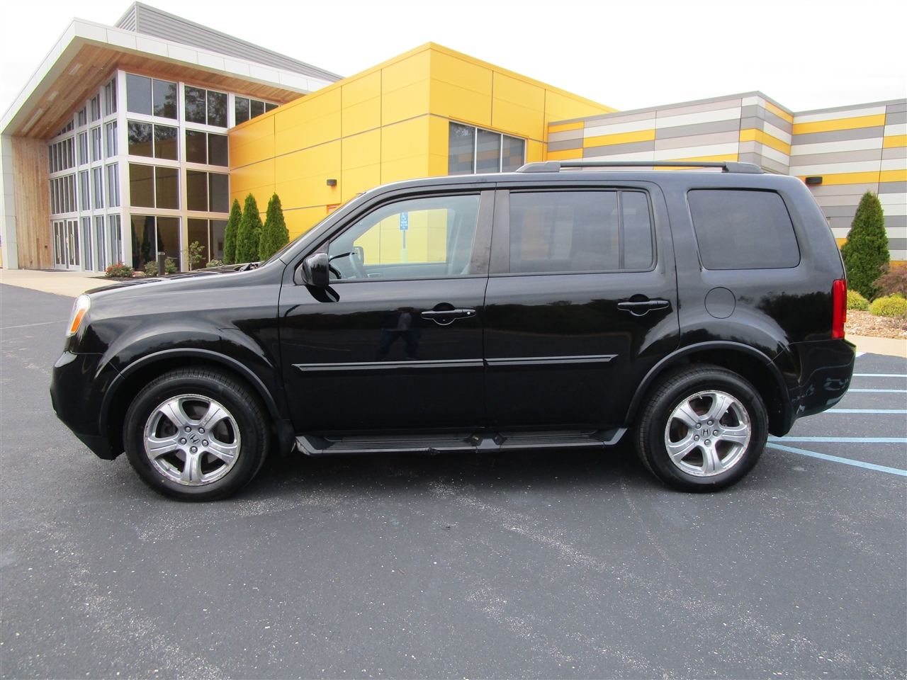 Honda Pilot EX-L 4WD 5-Spd AT 2014 Honda Pilot EX-L 4WD 5-Spd AT 2014