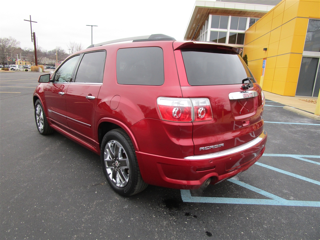 GMC Acadia Denali FWD 2012