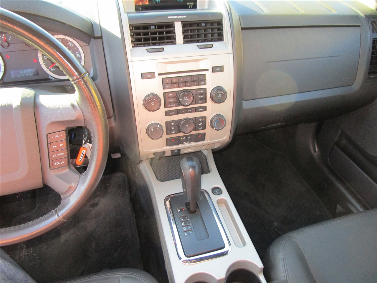 Ford Escape XLT 4WD 2012