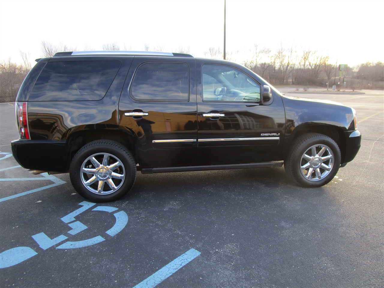 GMC Yukon Denali 4WD 2014