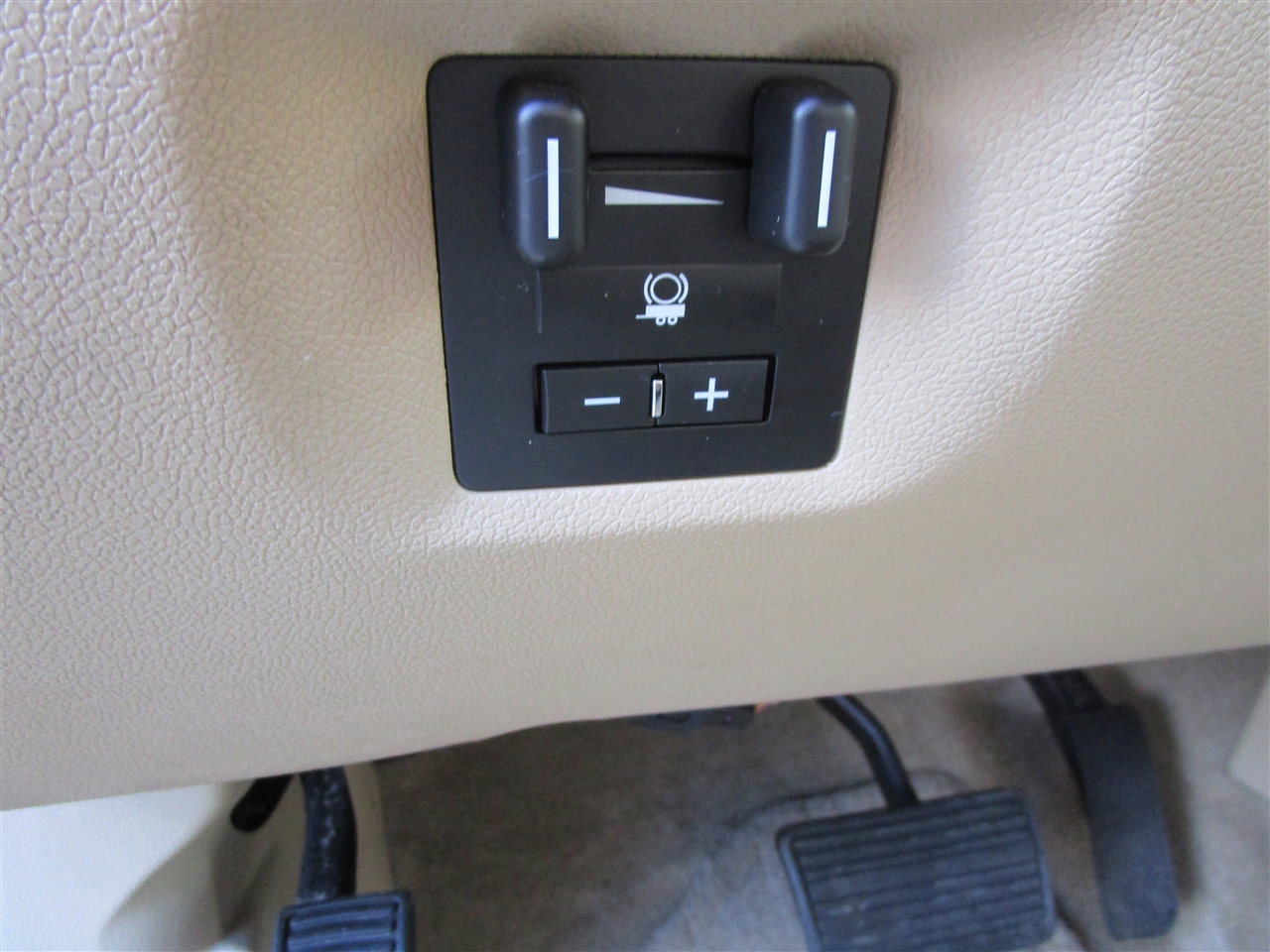 GMC Yukon Denali 4WD 2014