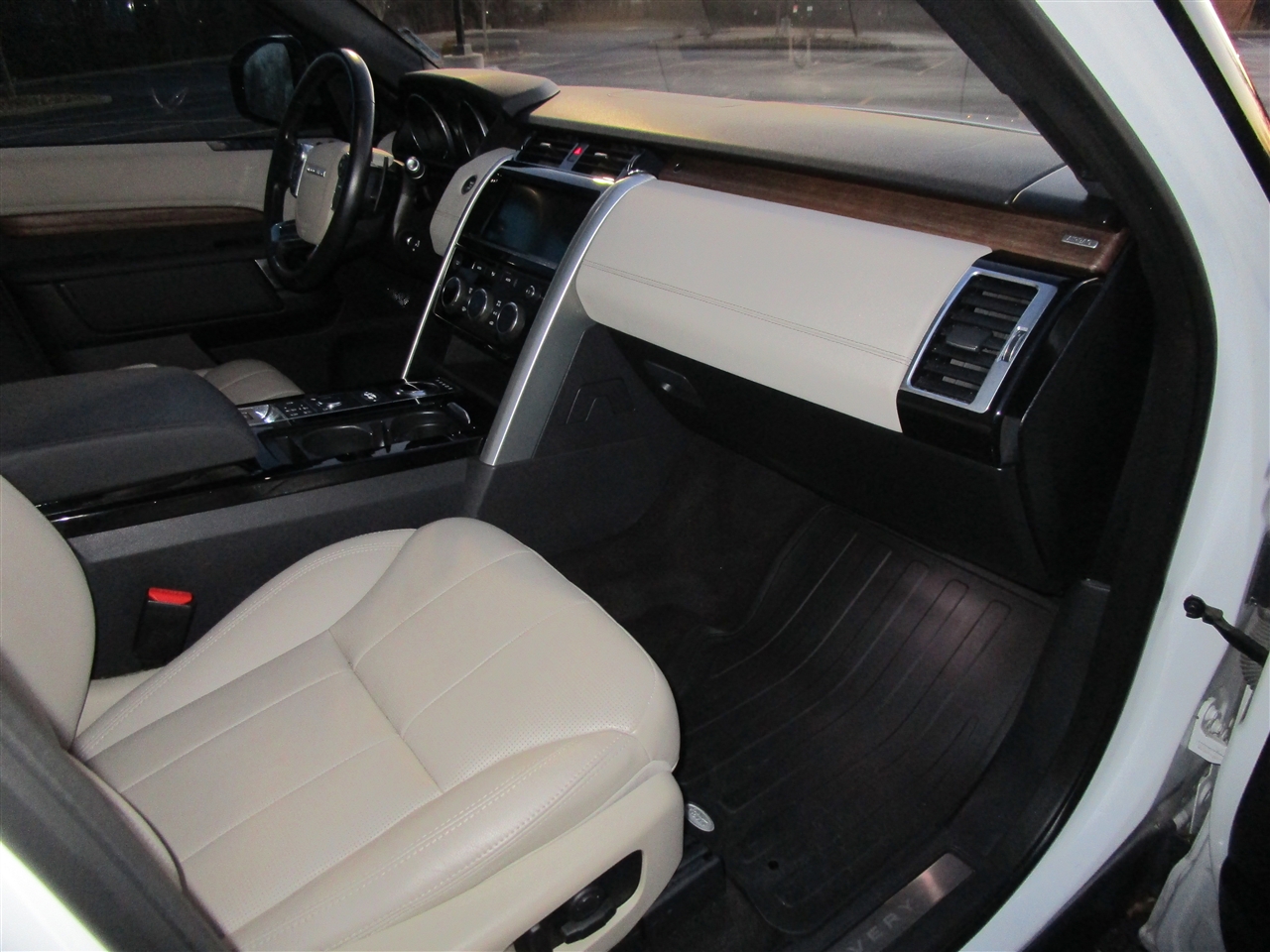 Land Rover Discovery HSE 2017