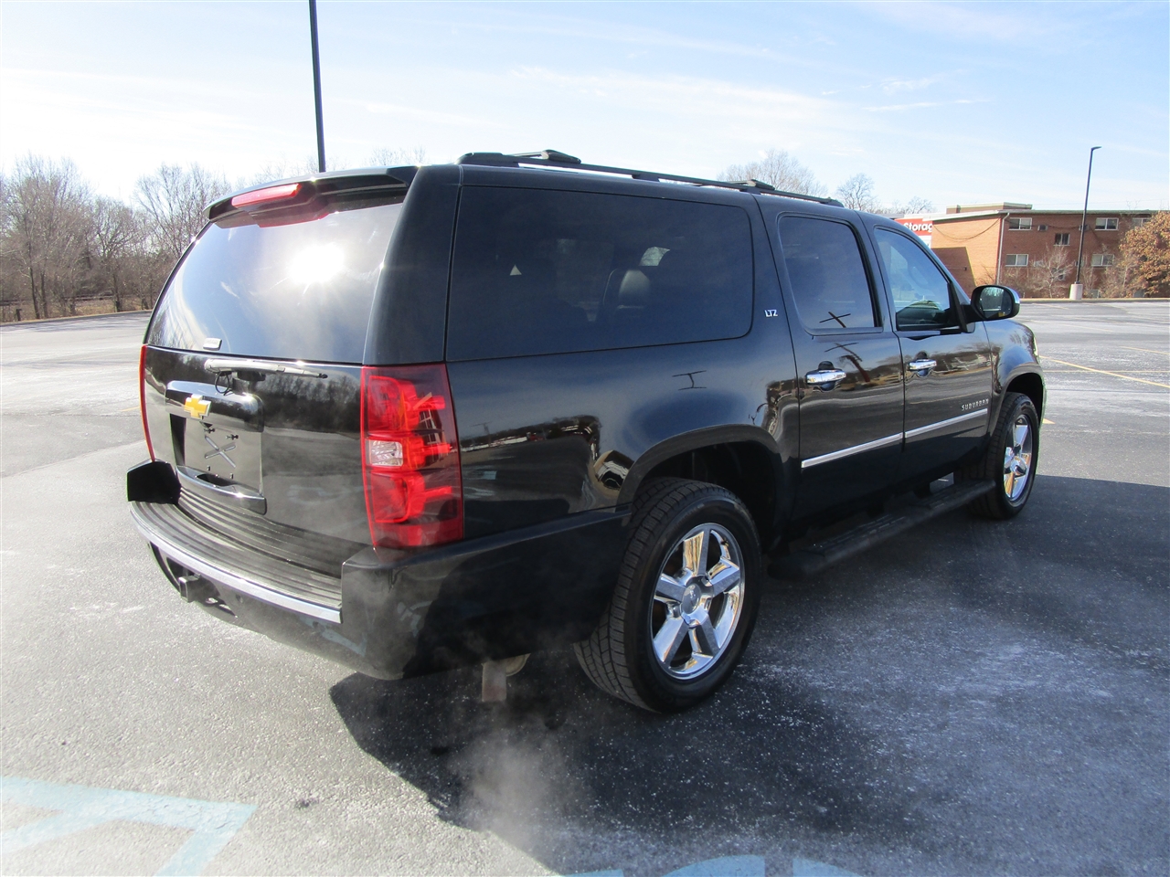 Chevrolet Suburban LTZ 1500 4WD 2013