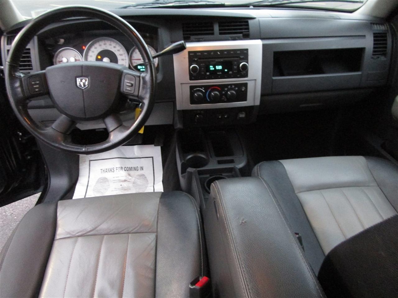 RAM Dakota Laramie Crew Cab 4WD 2011