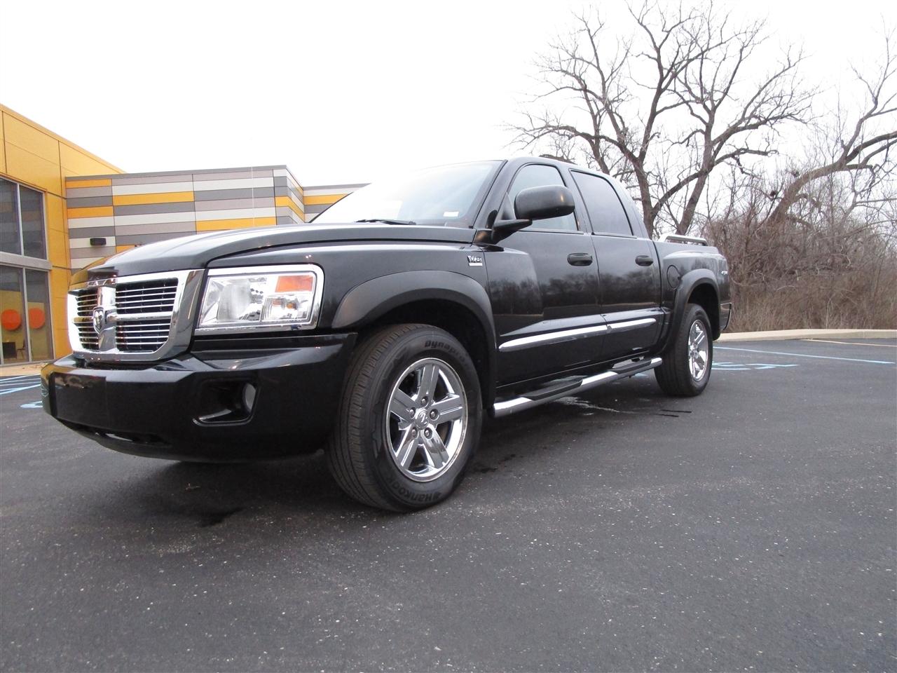 RAM Dakota Laramie Crew Cab 4WD 2011