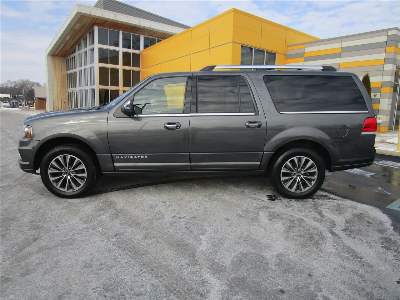 Lincoln Navigator L Select 2WD 2017