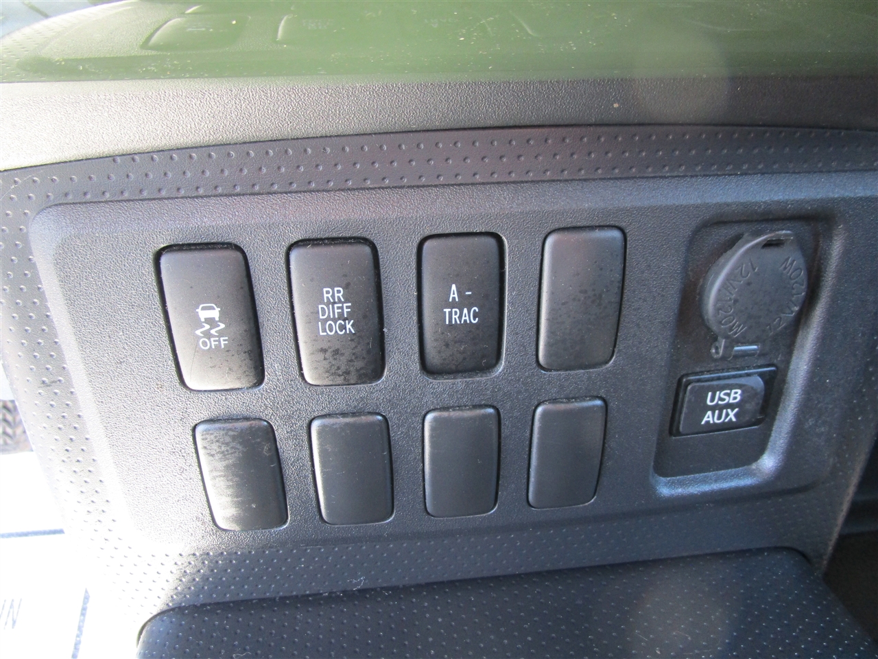 Toyota FJ Cruiser 4WD MT 2011