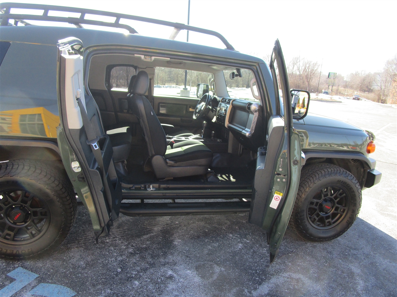Toyota FJ Cruiser 4WD MT 2011