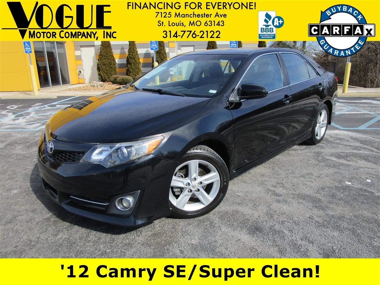 Toyota Camry SE 2012