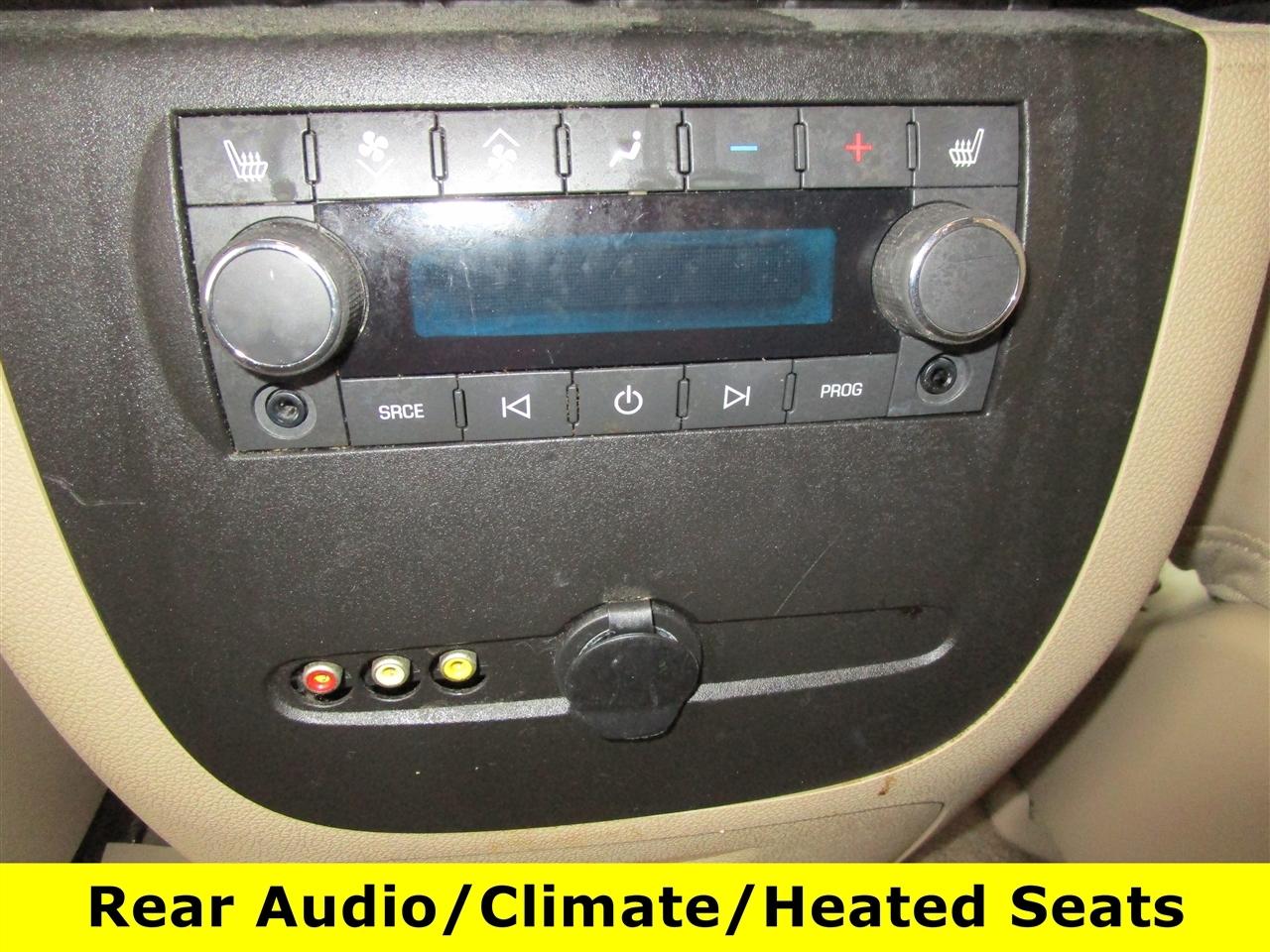 Chevrolet Tahoe LTZ 4WD 2011