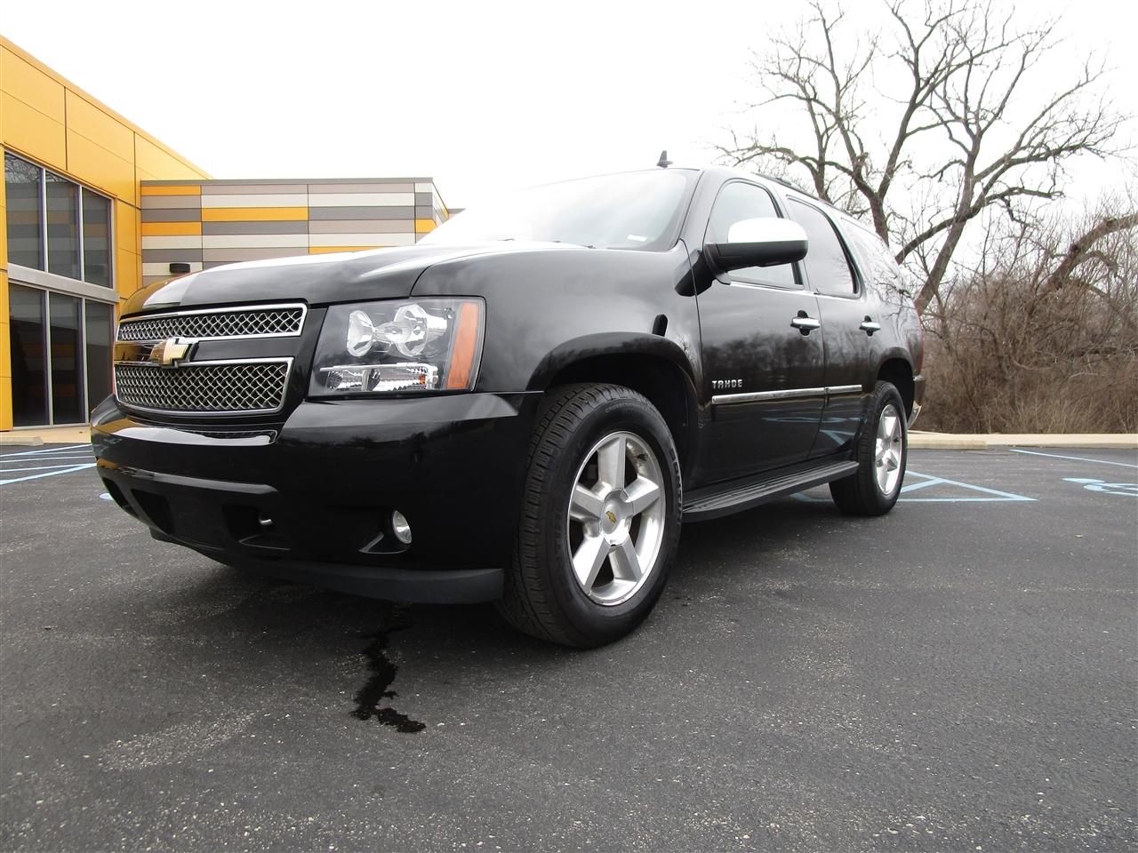 Chevrolet Tahoe LTZ 4WD 2011