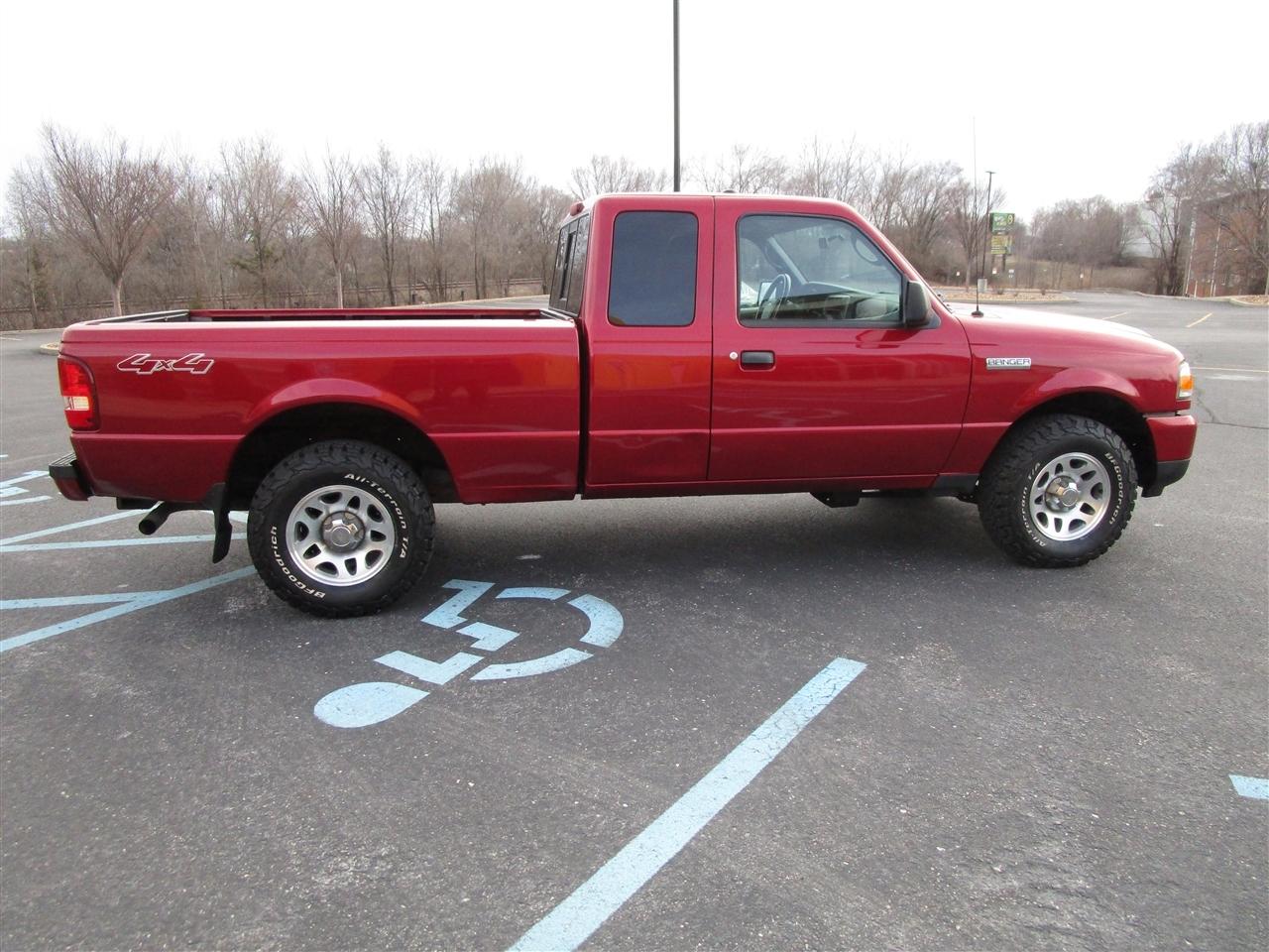 Ford Ranger XLT SuperCab 4-Door 4WD 2011