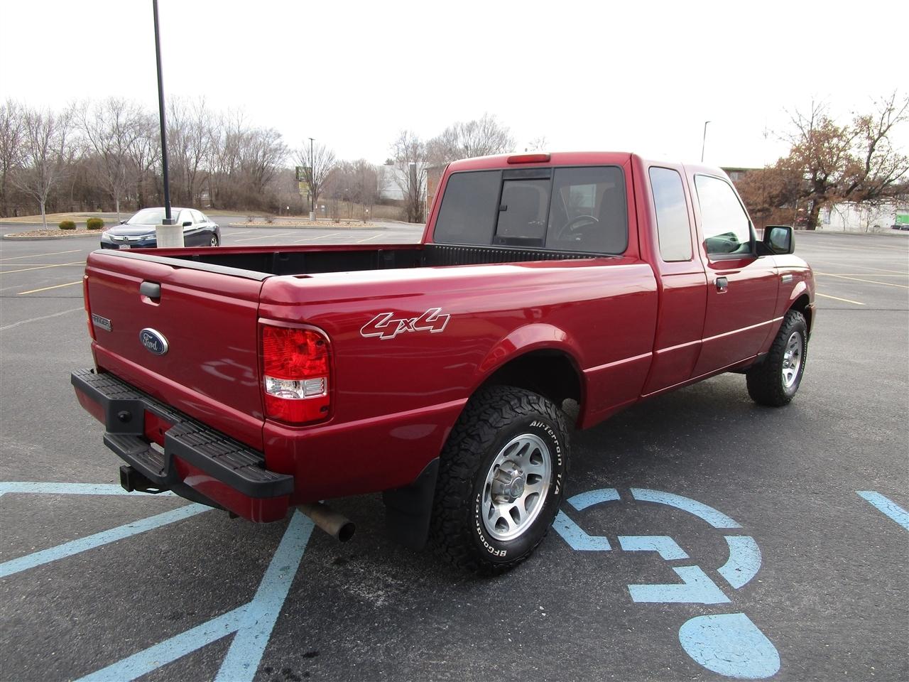 Ford Ranger XLT SuperCab 4-Door 4WD 2011
