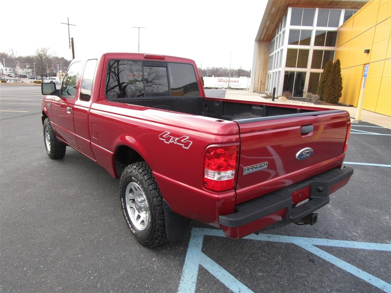 Ford Ranger XLT SuperCab 4-Door 4WD 2011