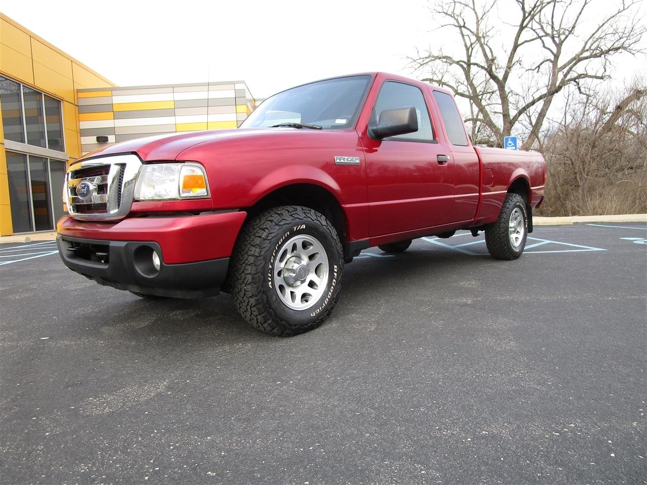 Ford Ranger XLT SuperCab 4-Door 4WD 2011