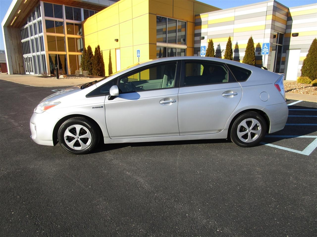 Toyota Prius Four 2015