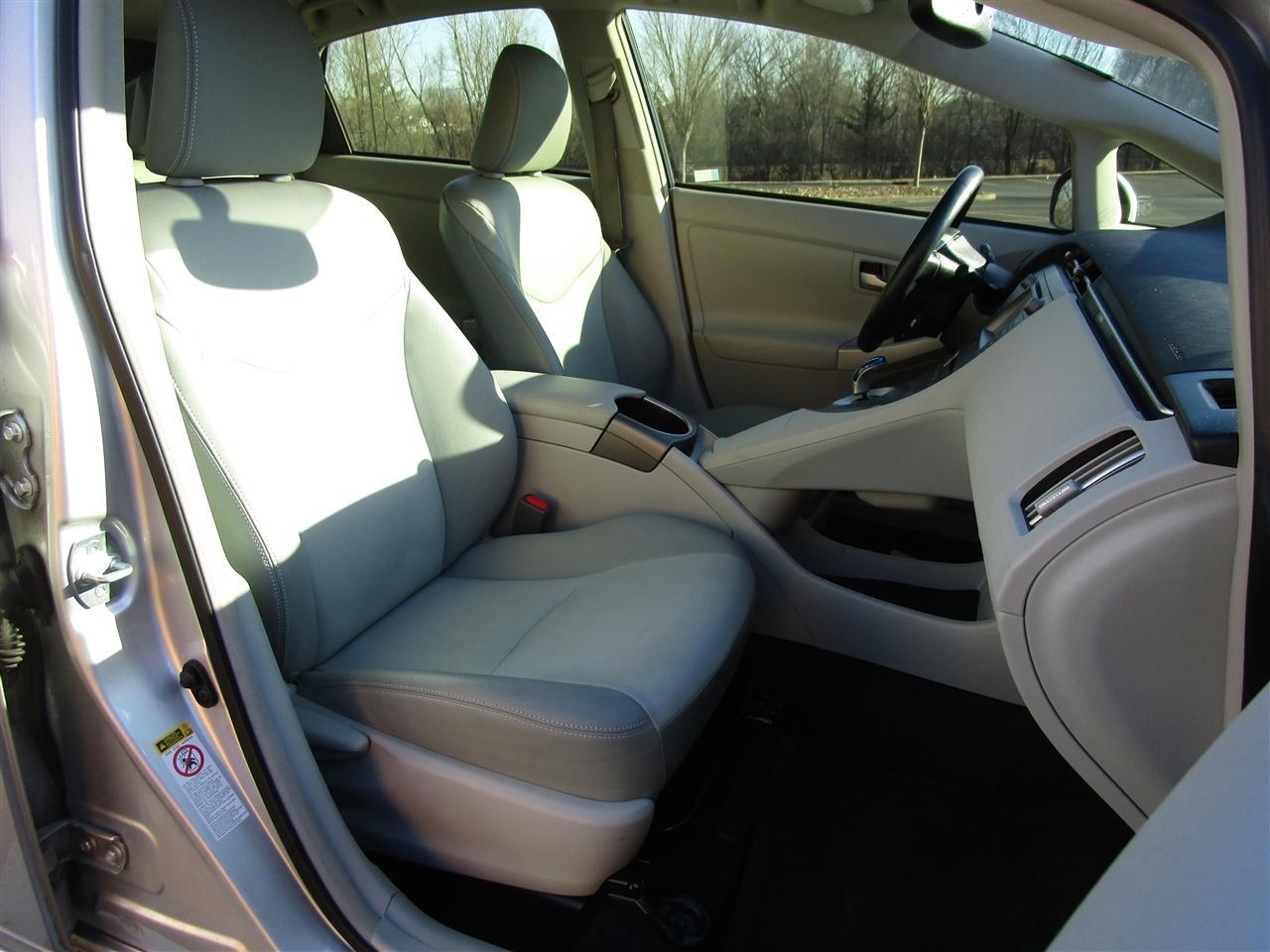 Toyota Prius Four 2015