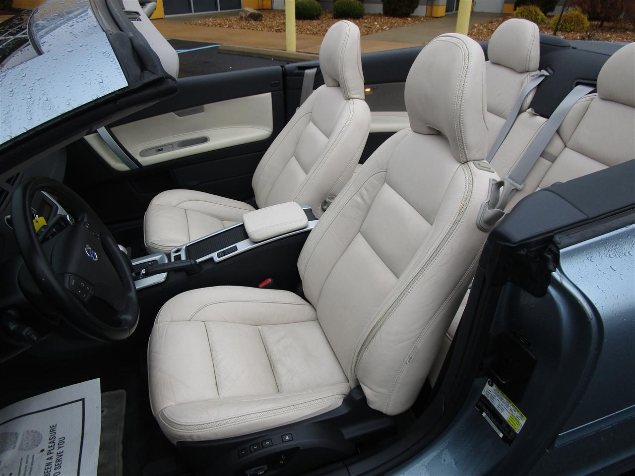 Volvo C70 T5 2011