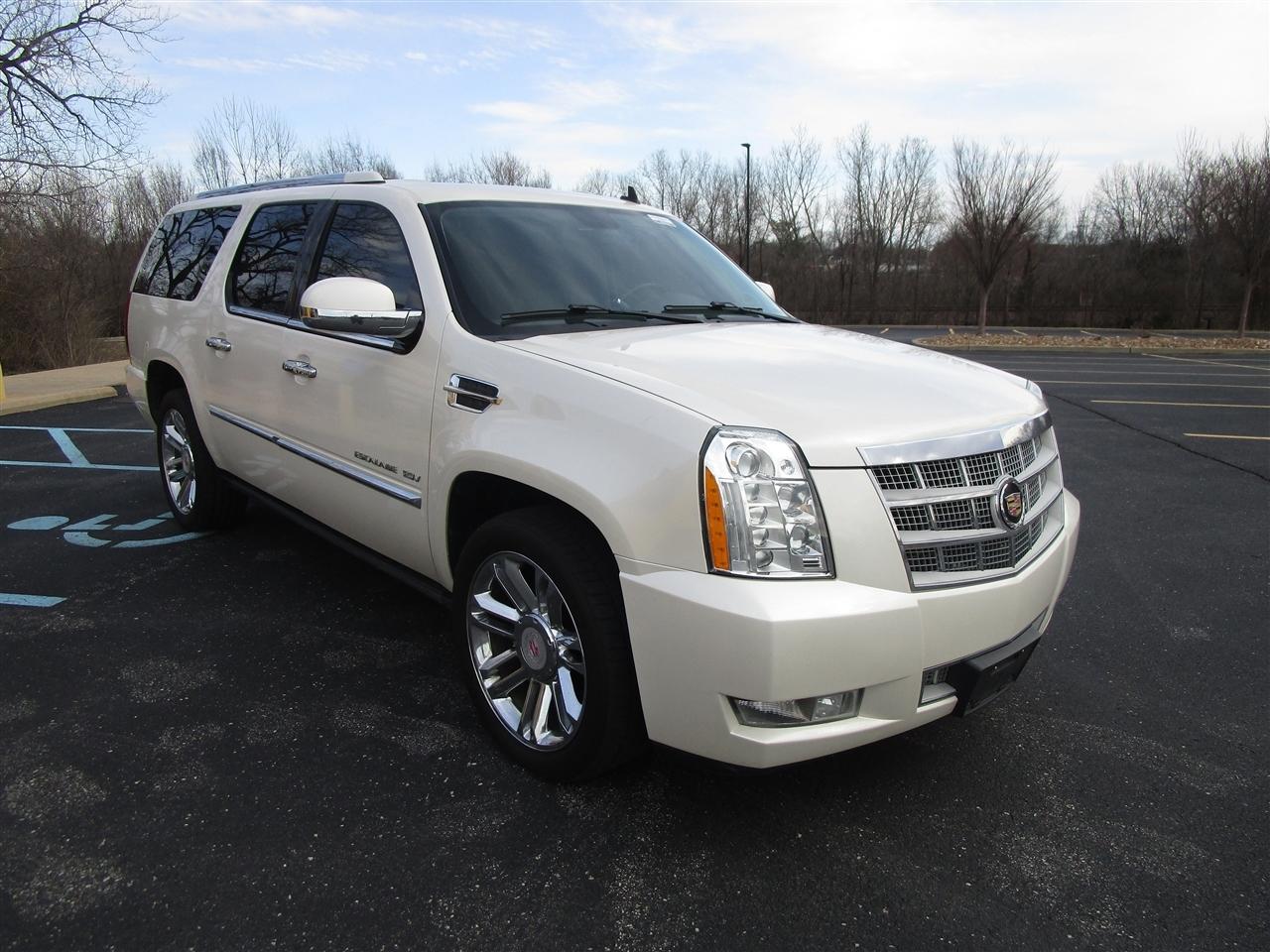 Cadillac Escalade ESV AWD Platinum 2014