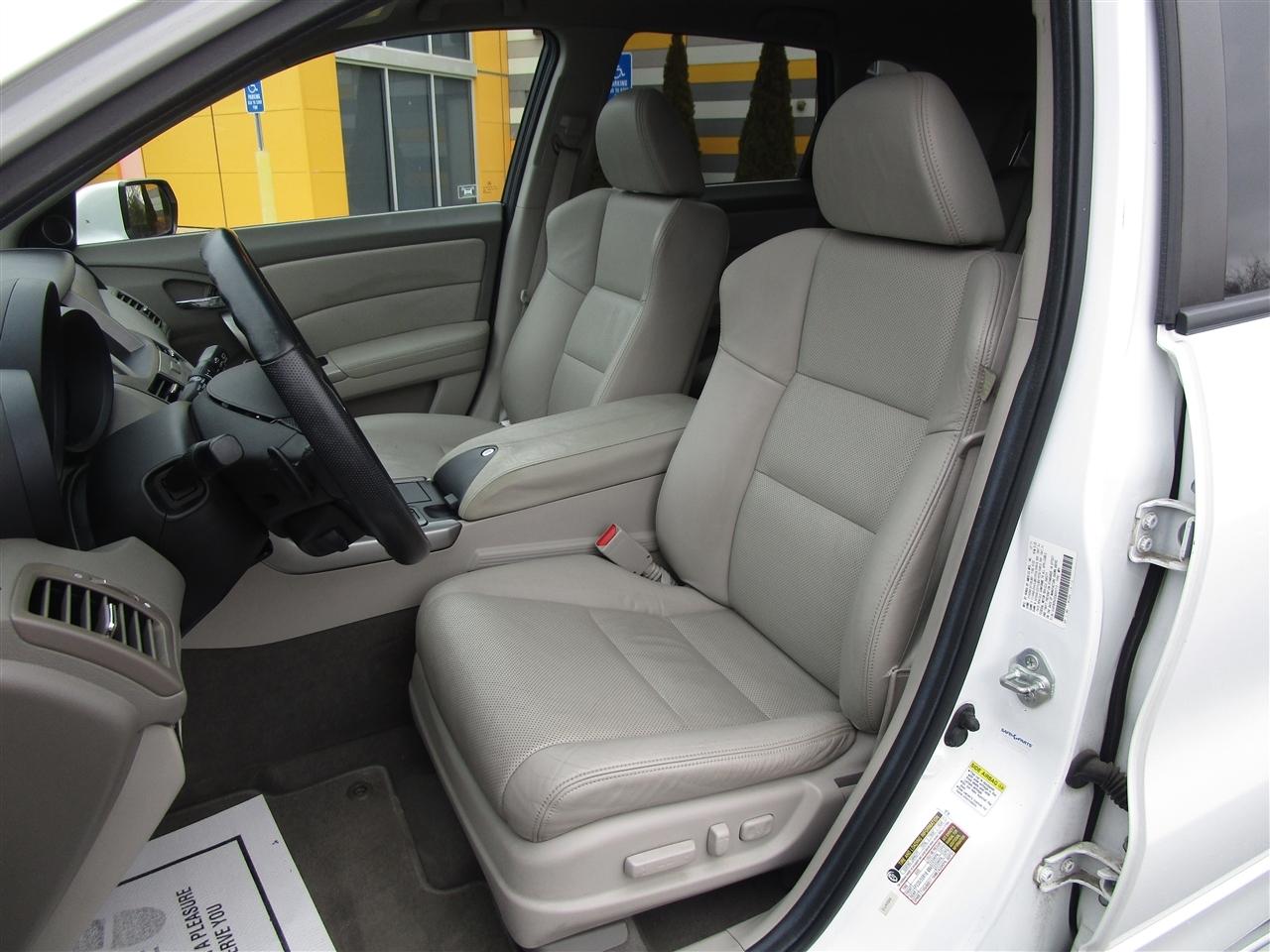 Acura RDX 5-Spd AT with Technology Package 2012