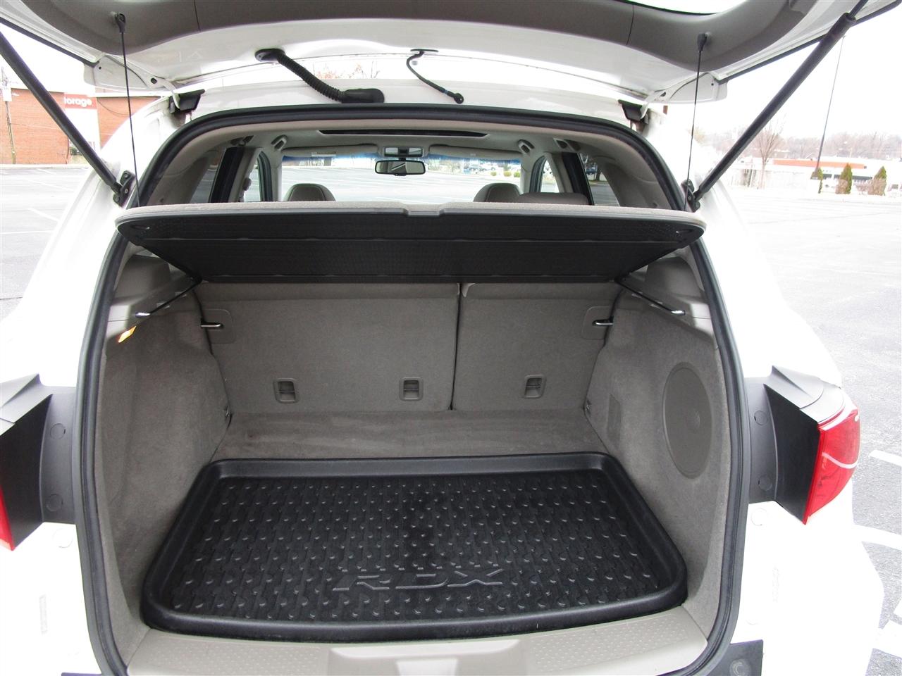 Acura RDX 5-Spd AT with Technology Package 2012