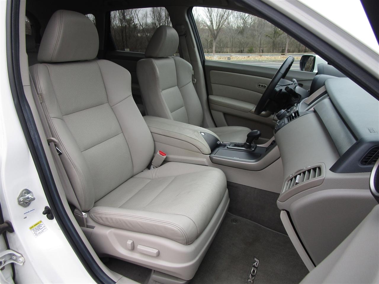 Acura RDX 5-Spd AT with Technology Package 2012