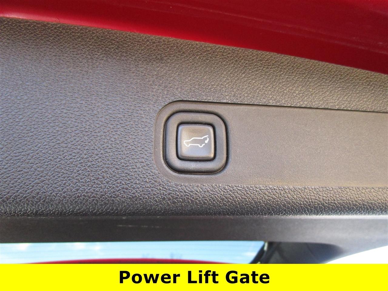 Cadillac Escalade 2WD Luxury 2013