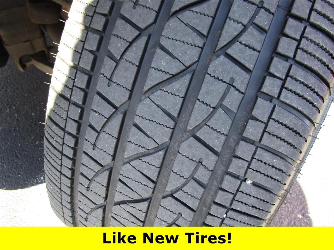 Cadillac Escalade 2WD Luxury 2013