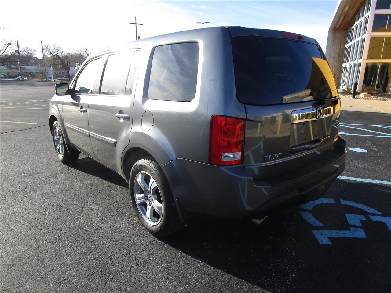 Honda Pilot EX-L 4WD 5-Spd AT 2012