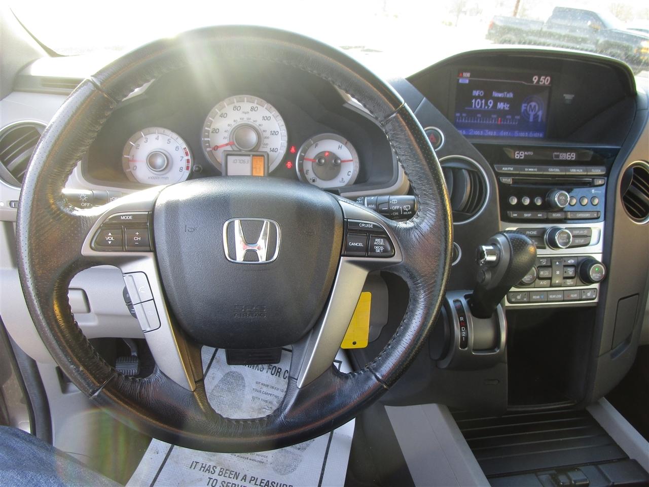 Honda Pilot EX-L 4WD 5-Spd AT 2012