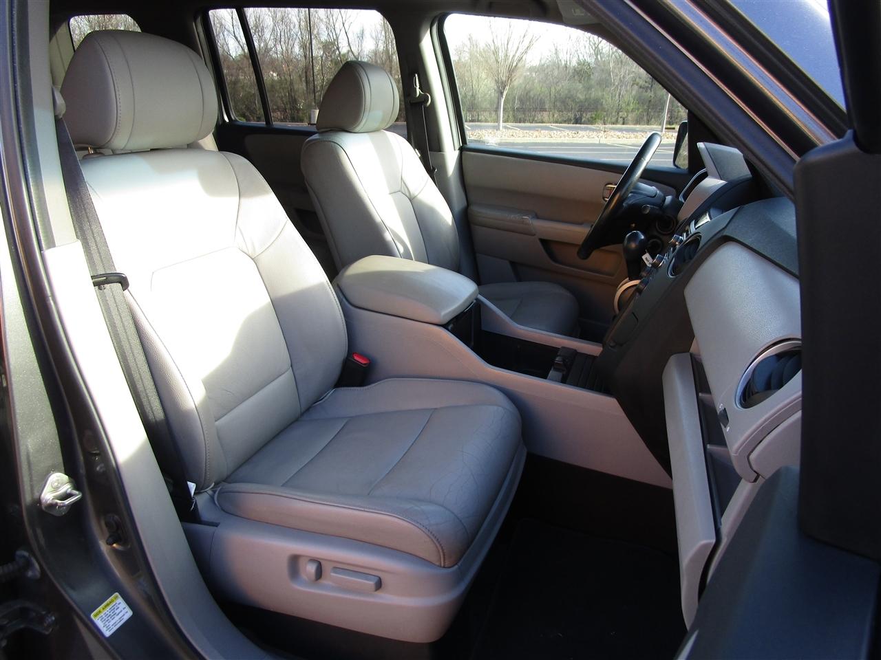 Honda Pilot EX-L 4WD 5-Spd AT 2012