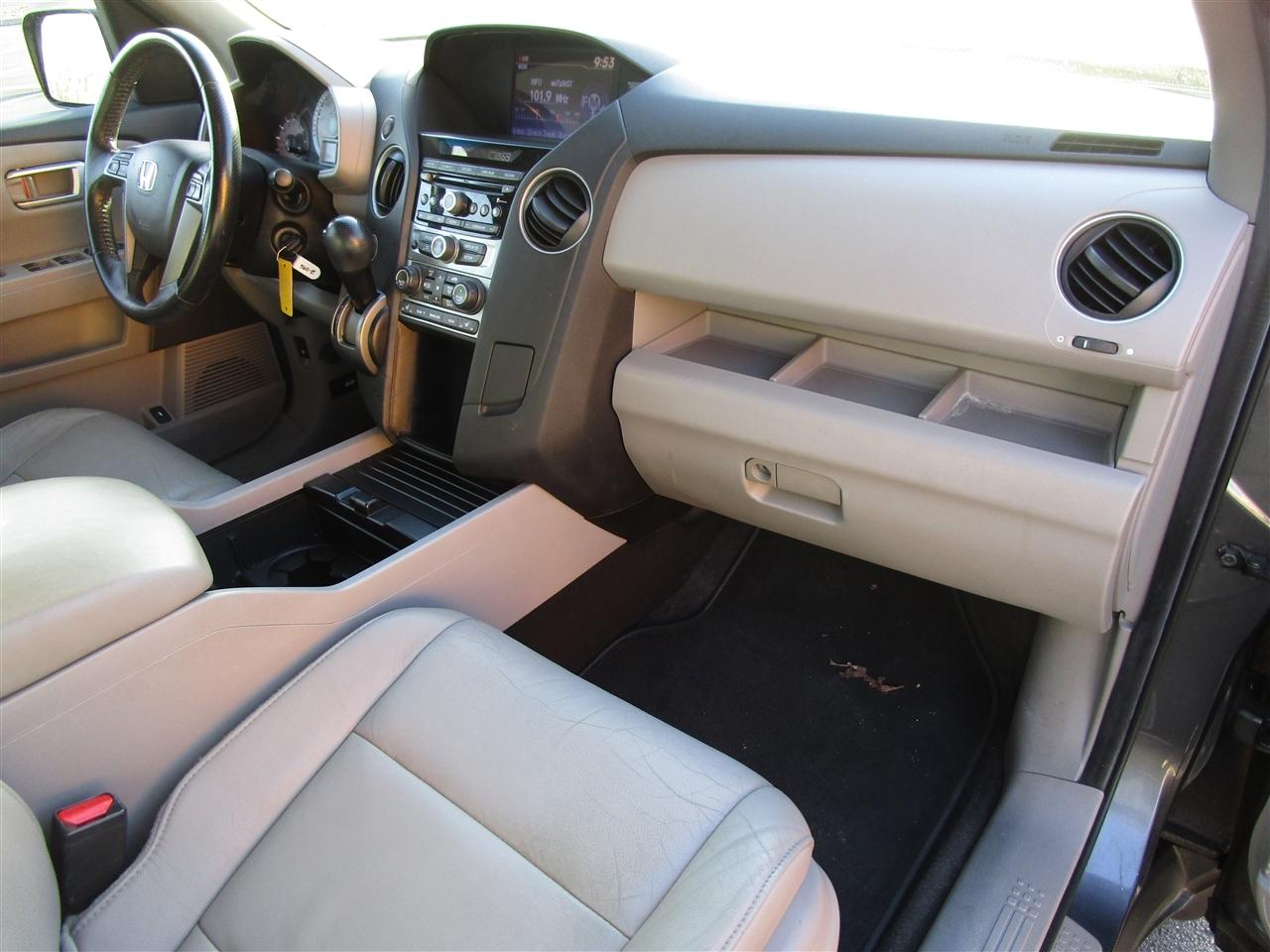 Honda Pilot EX-L 4WD 5-Spd AT 2012