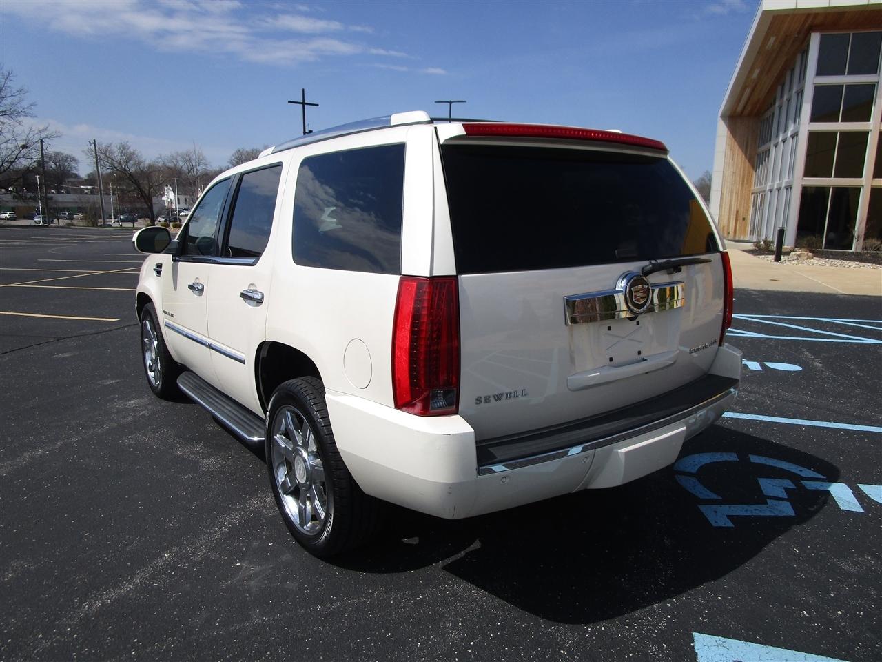 Cadillac Escalade Luxury AWD 2014