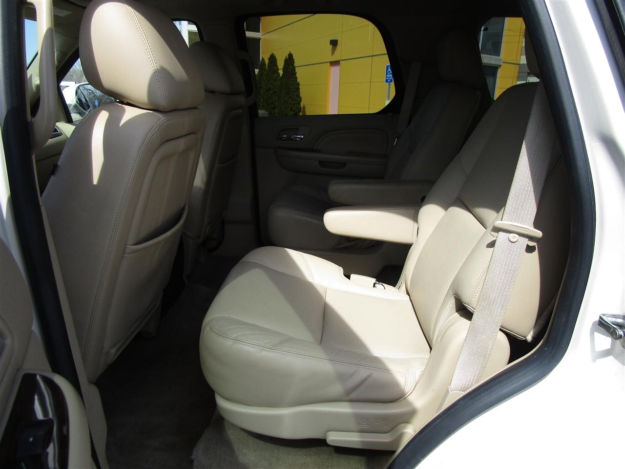 Cadillac Escalade Luxury AWD 2014