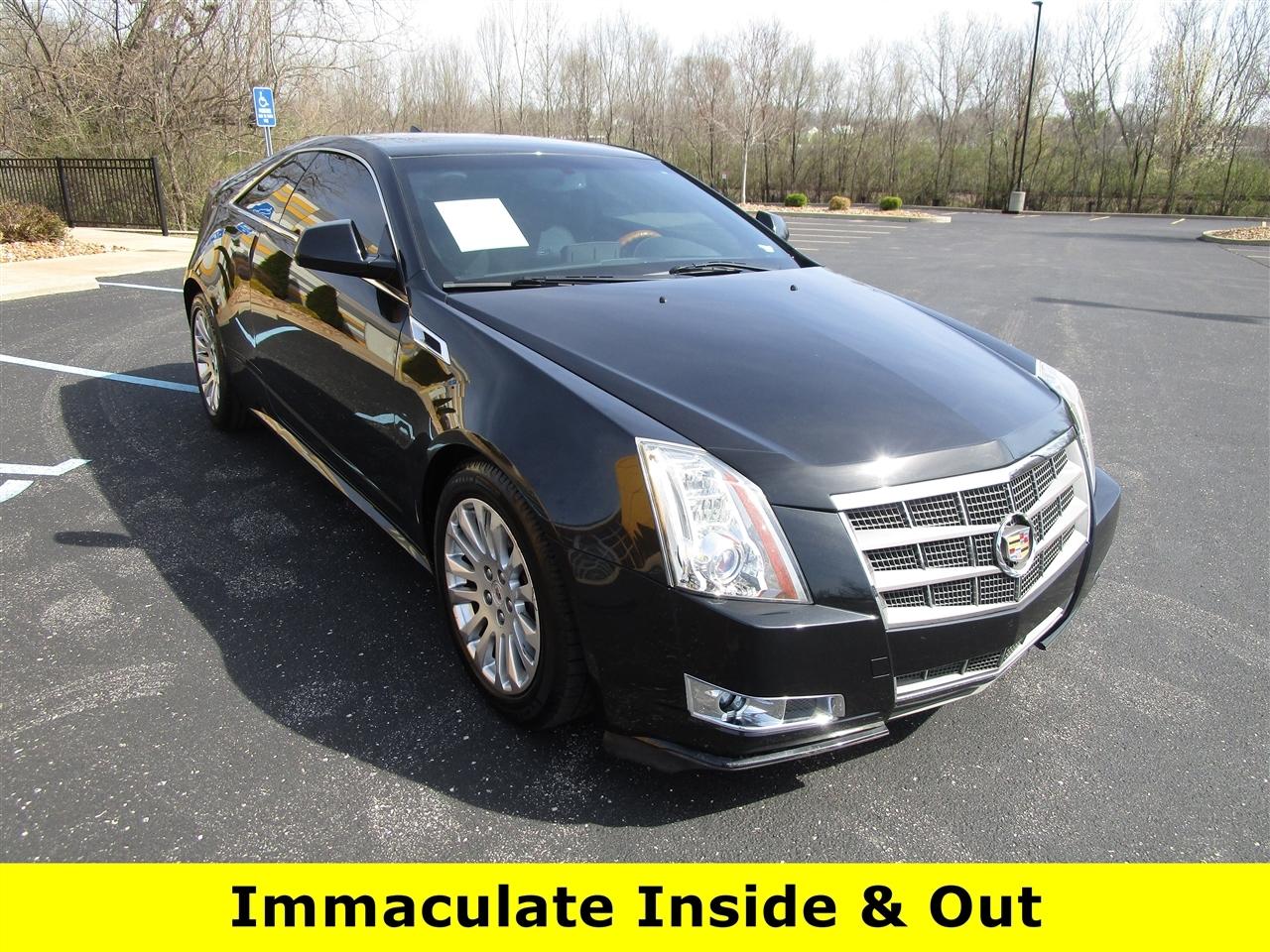 Cadillac CTS Premium AWD Coupe with Navigation 2011
