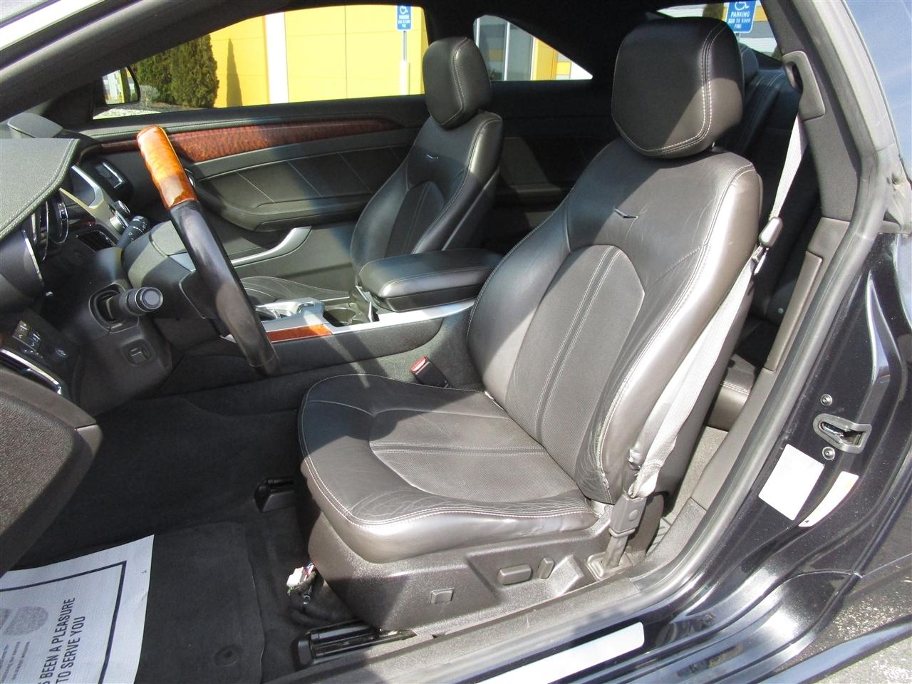 Cadillac CTS Premium AWD Coupe with Navigation 2011