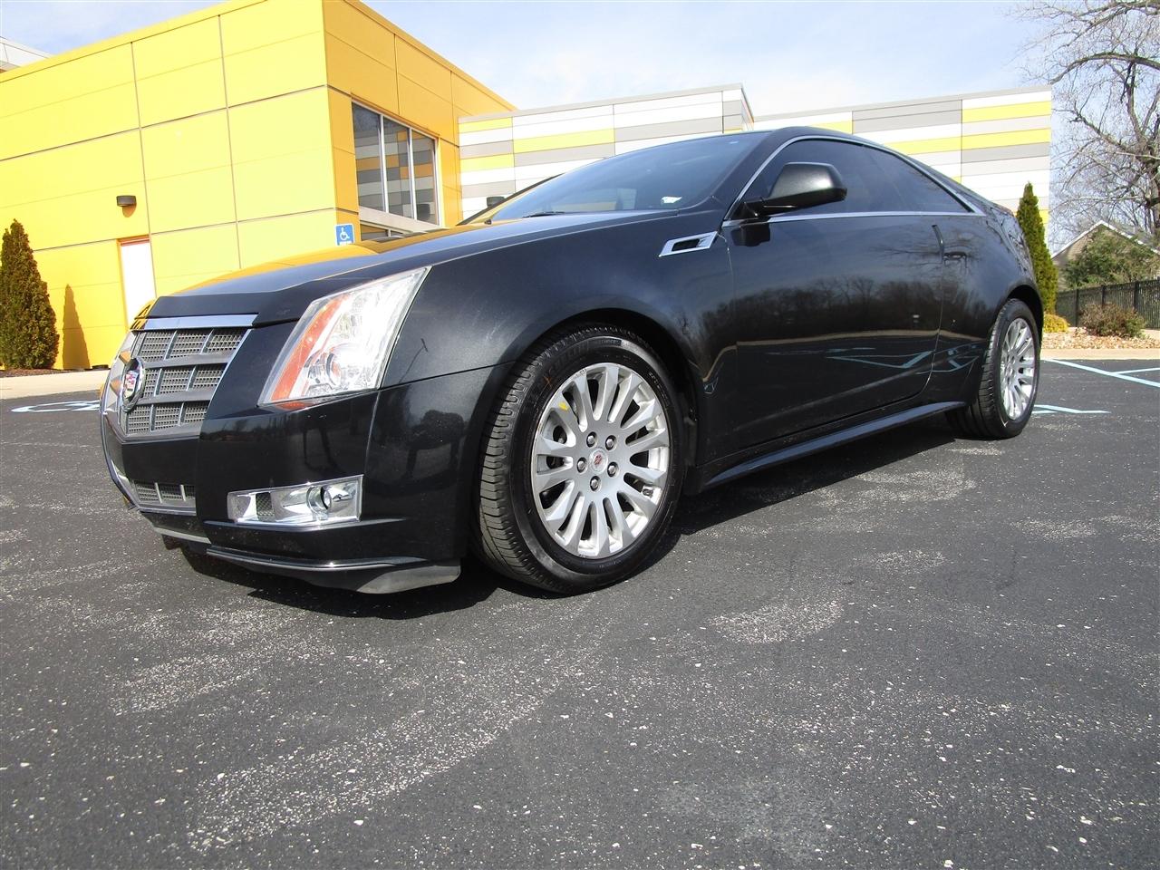 Cadillac CTS Premium AWD Coupe with Navigation 2011