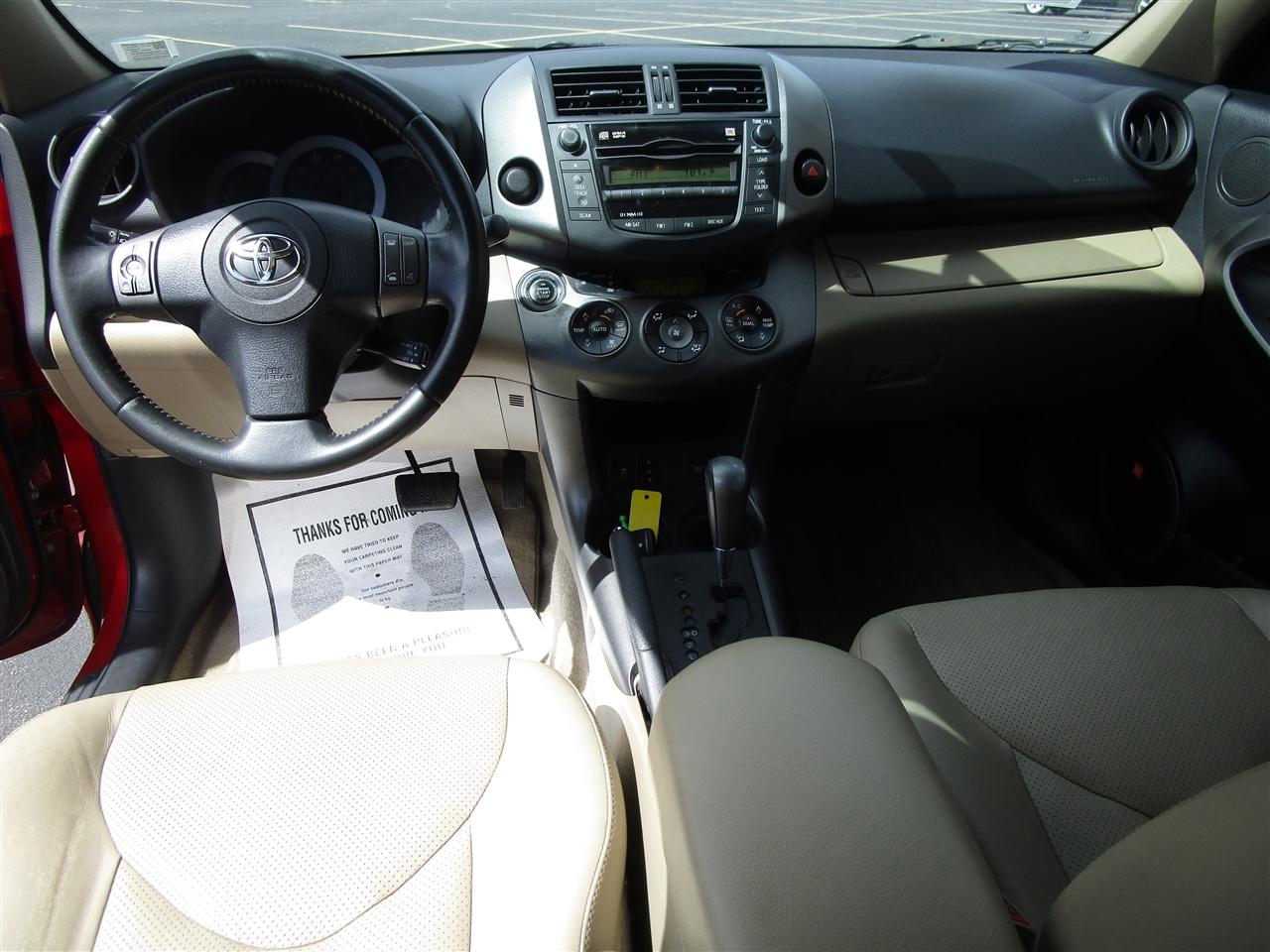 Toyota RAV4 Limited I4 2WD 2010