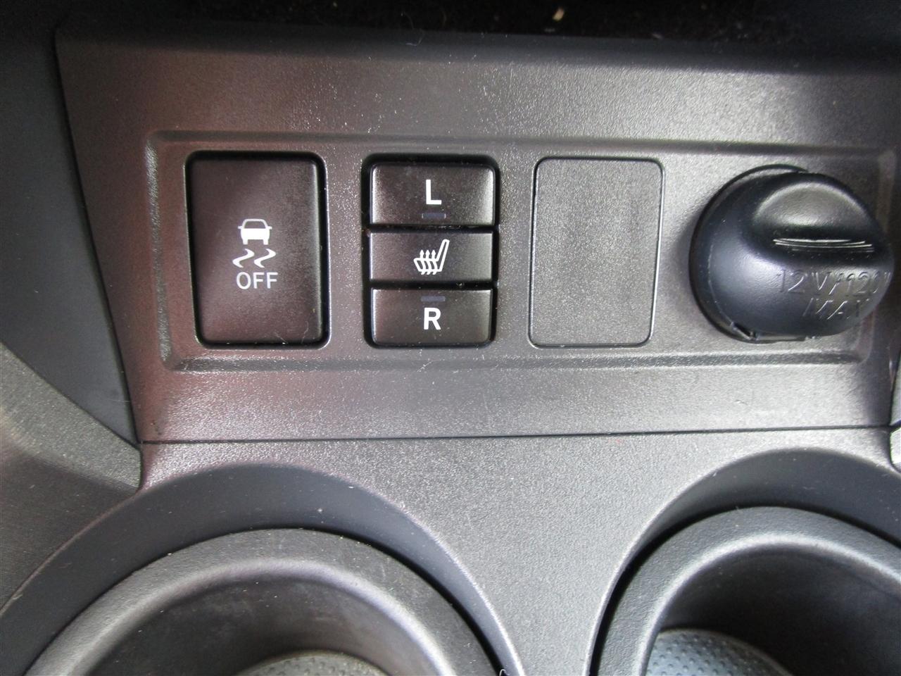 Toyota RAV4 Limited I4 2WD 2010