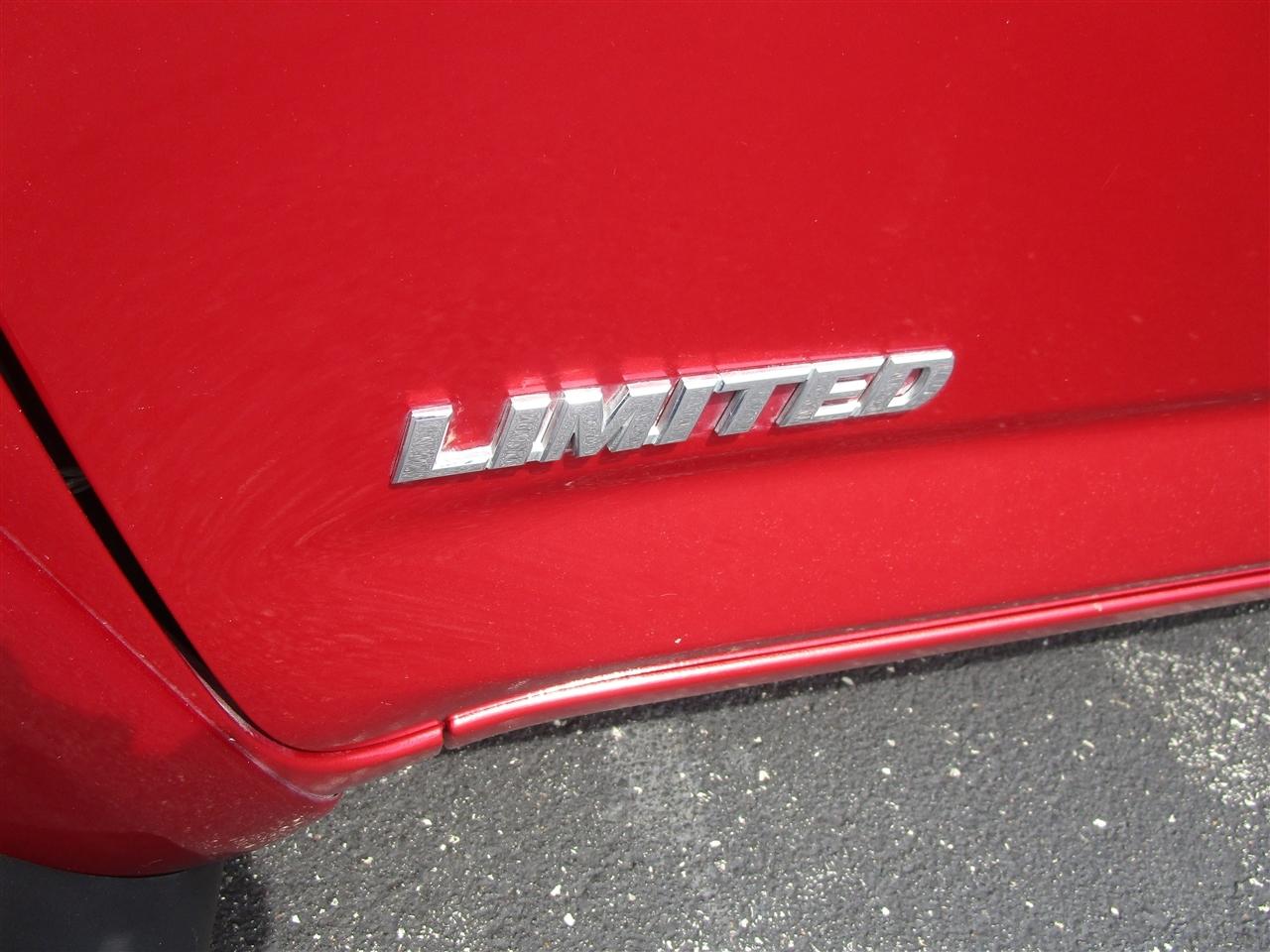 Toyota RAV4 Limited I4 2WD 2010