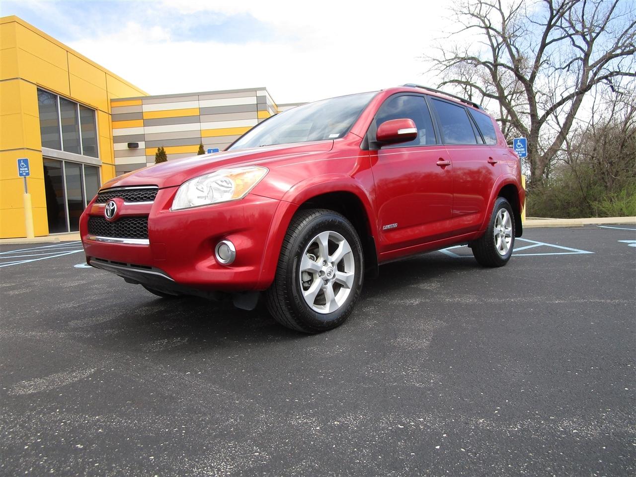 Toyota RAV4 Limited I4 2WD 2010