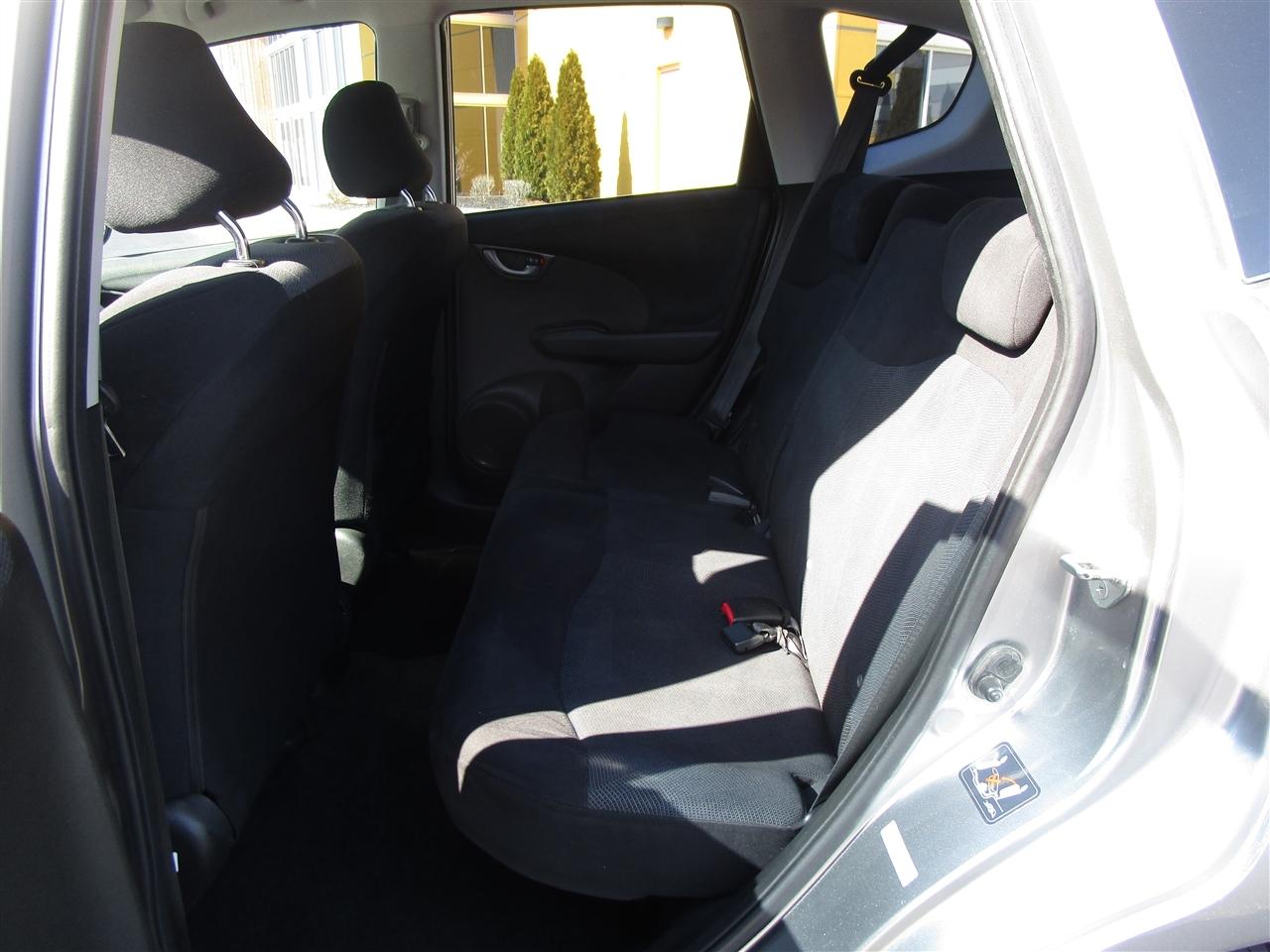 Honda Fit Sport 5-Speed AT 2010