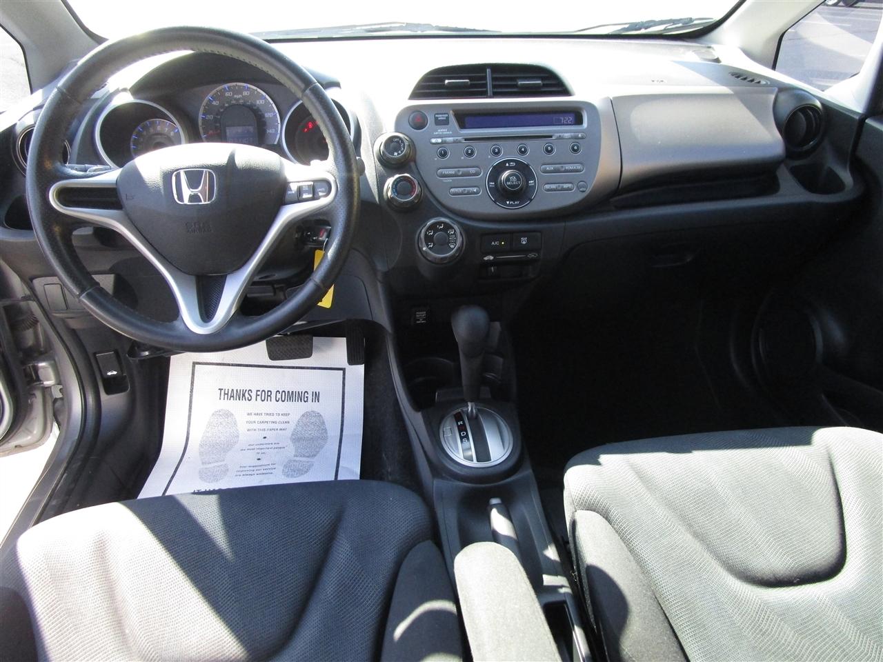 Honda Fit Sport 5-Speed AT 2010