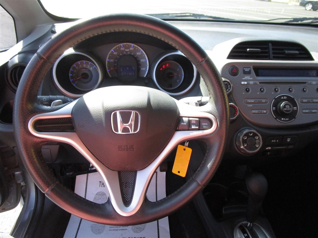 Honda Fit Sport 5-Speed AT 2010