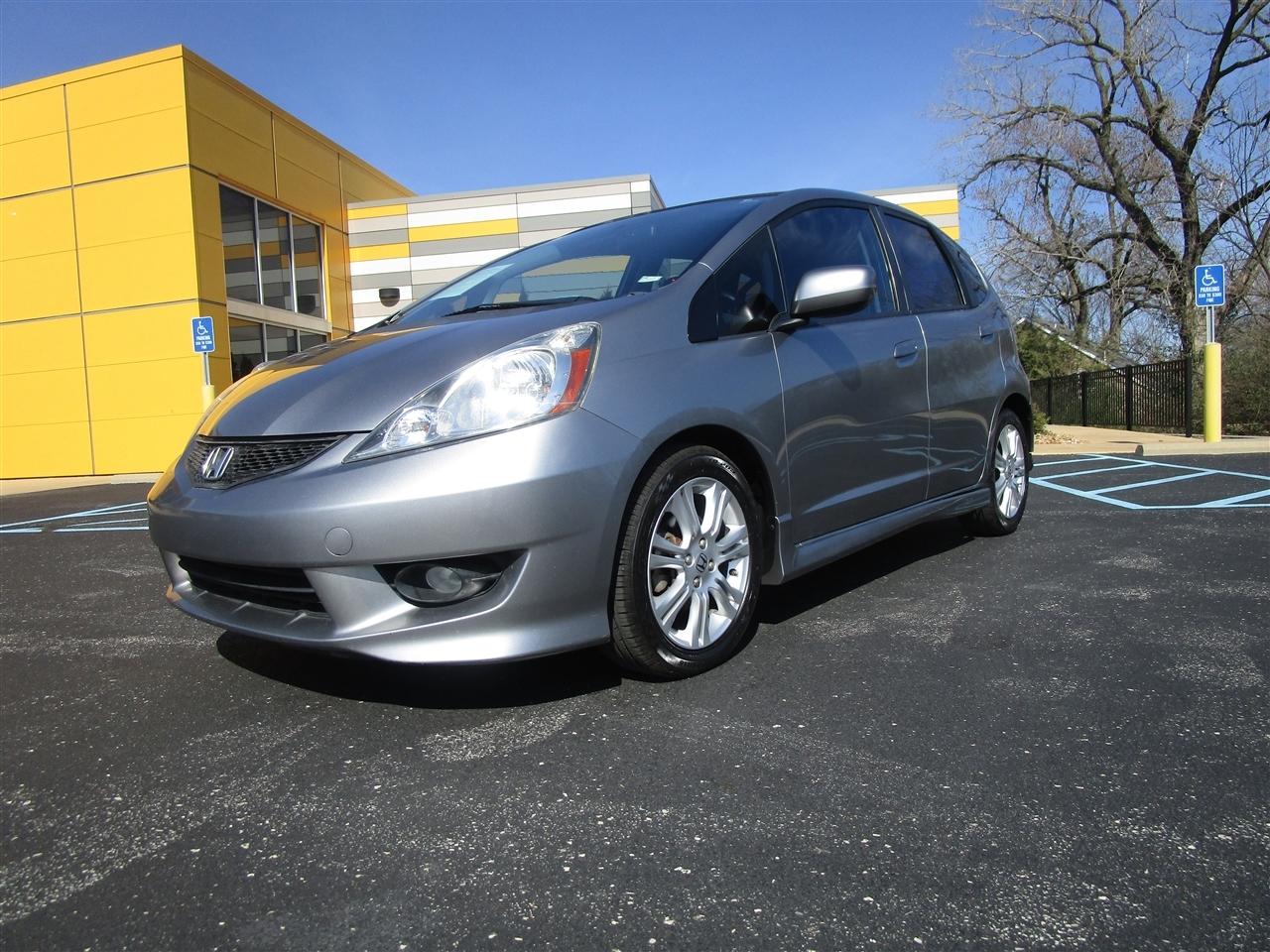 Honda Fit Sport 5-Speed AT 2010