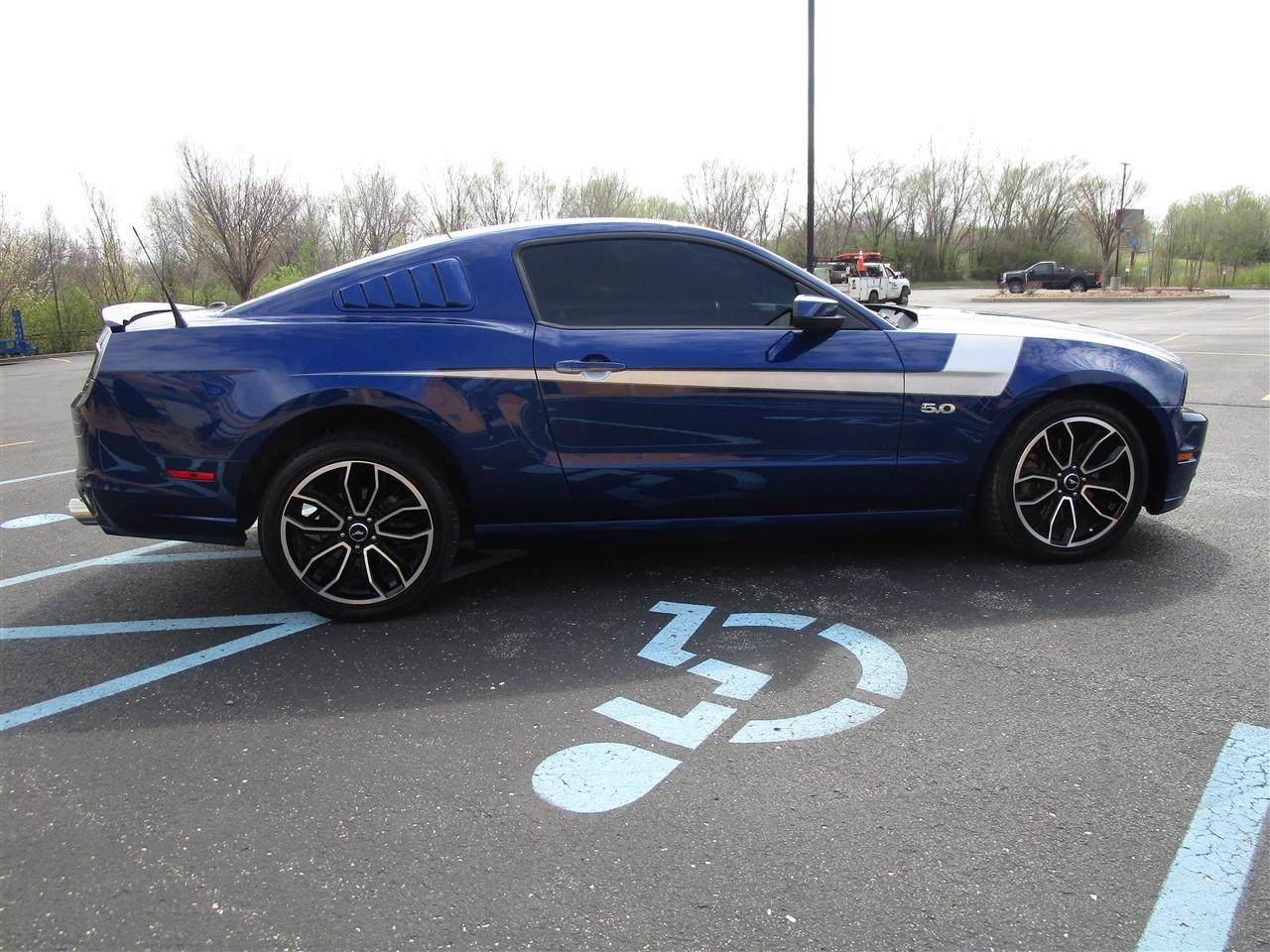Ford Mustang GT Coupe 2013