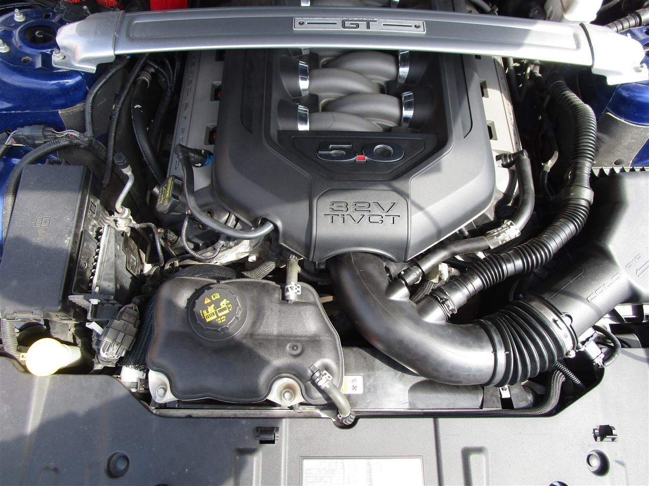 Ford Mustang GT Coupe 2013