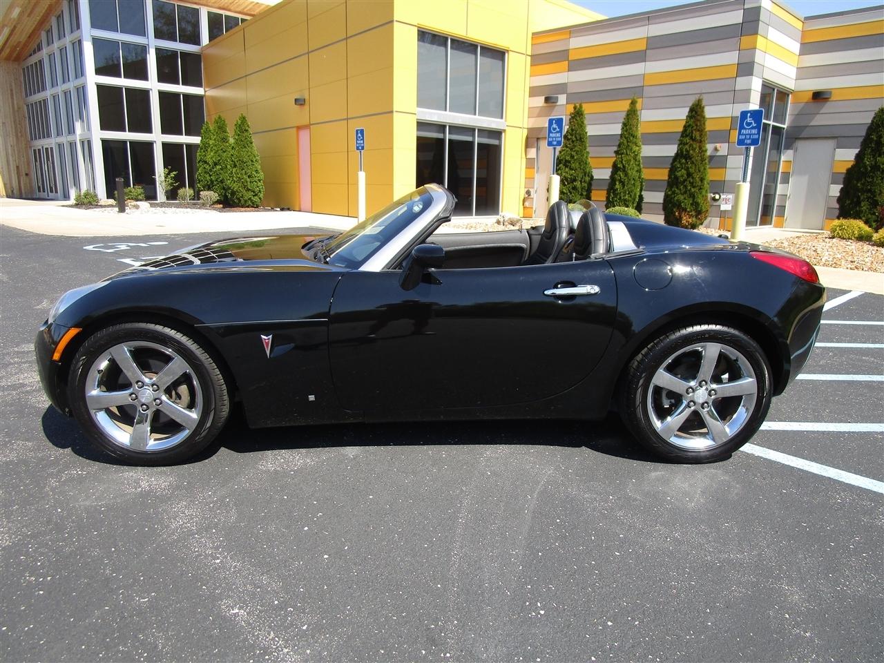 Pontiac Solstice Roadster 2006